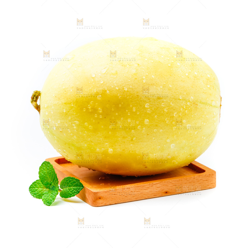 木板上的蜜瓜