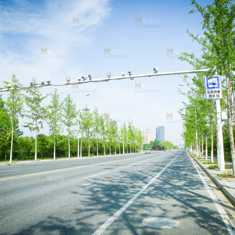 宽敞的道路