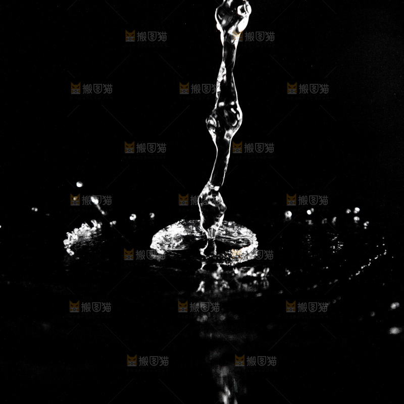 黑底上的水波纹