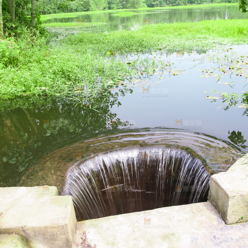 湖水正在流动