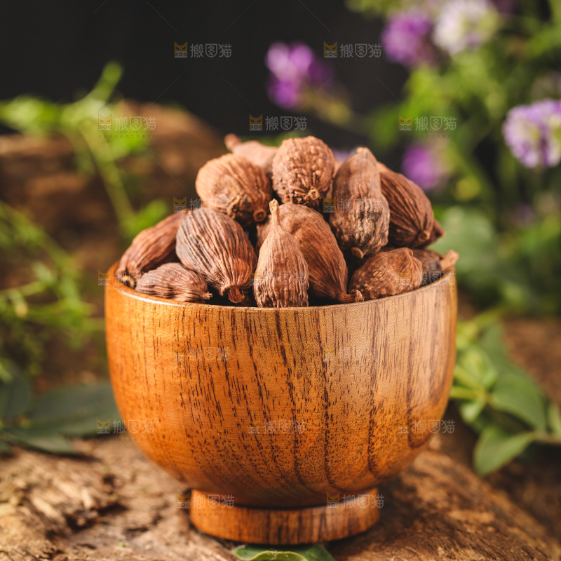 碗里装着草果