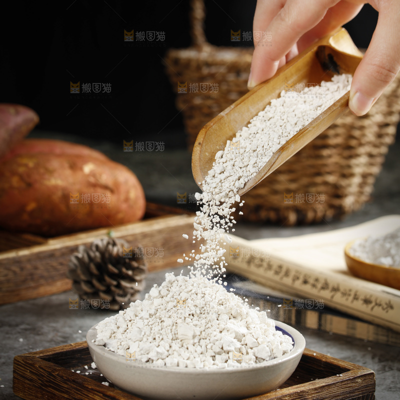 竹勺里的手工红薯淀粉