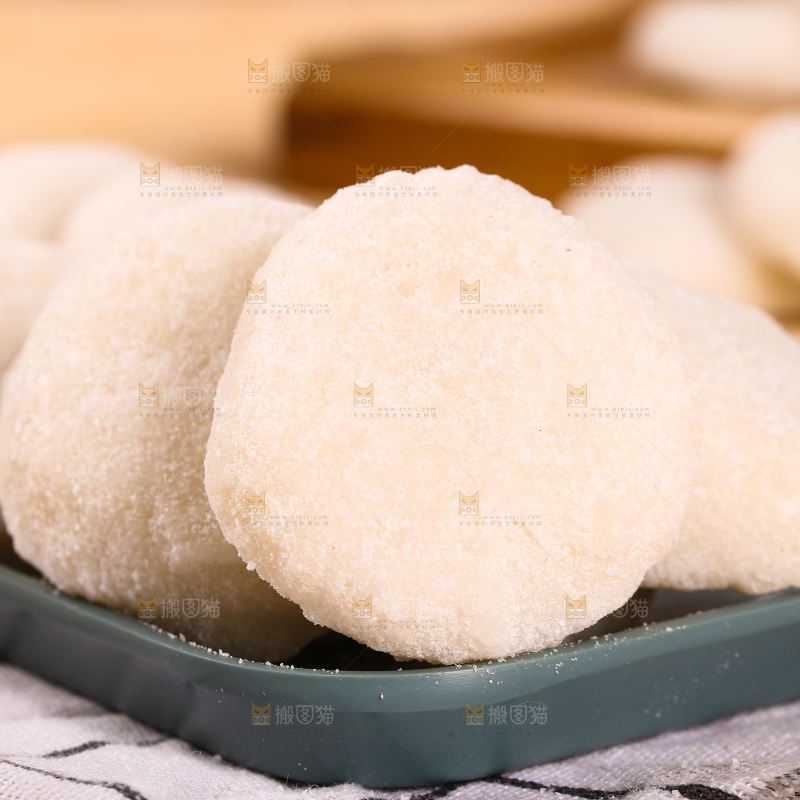一盘手工糍粑