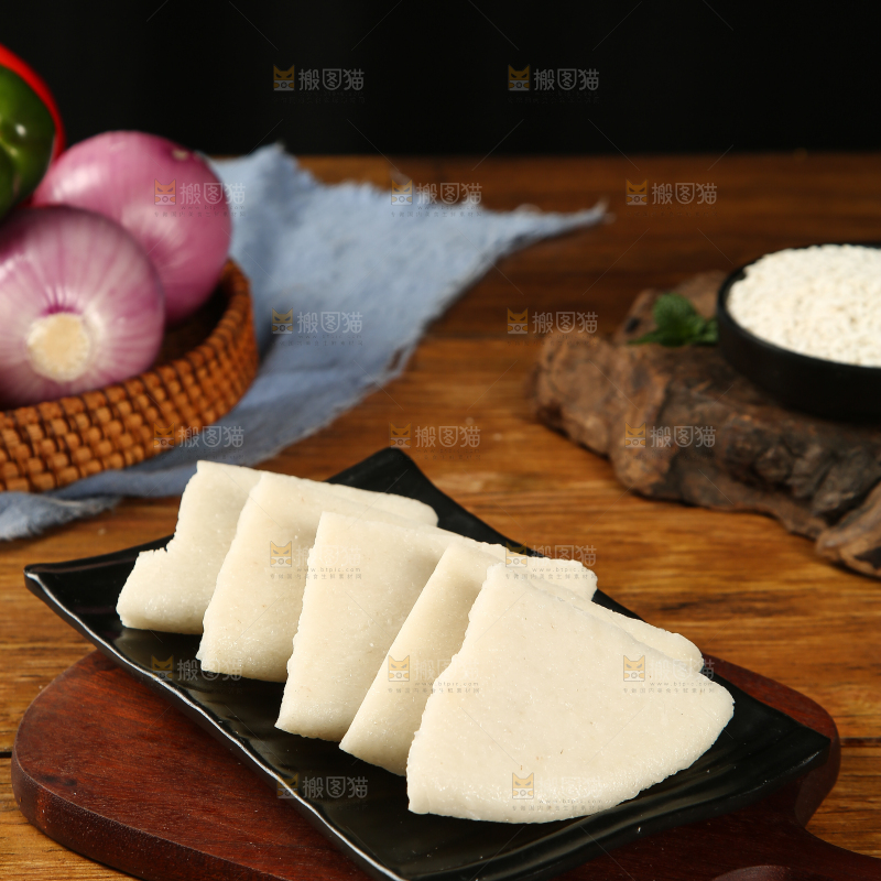 一盘糯米糍粑