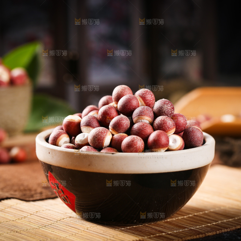 一碗红皮芡实