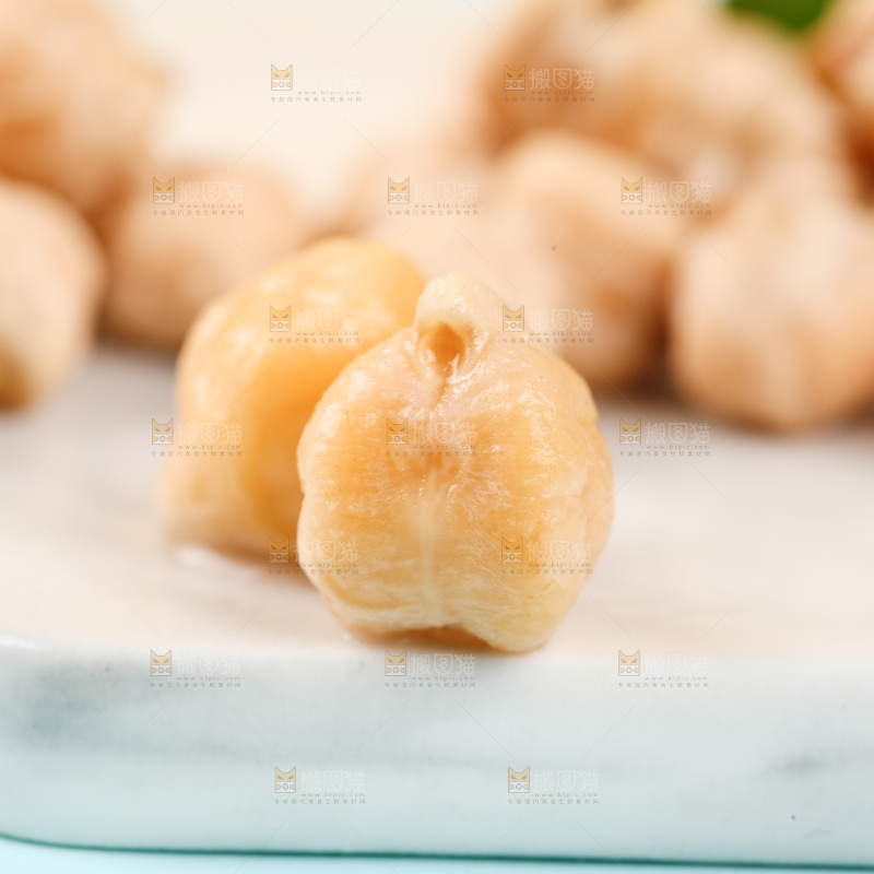 石垫上的鹰嘴豆