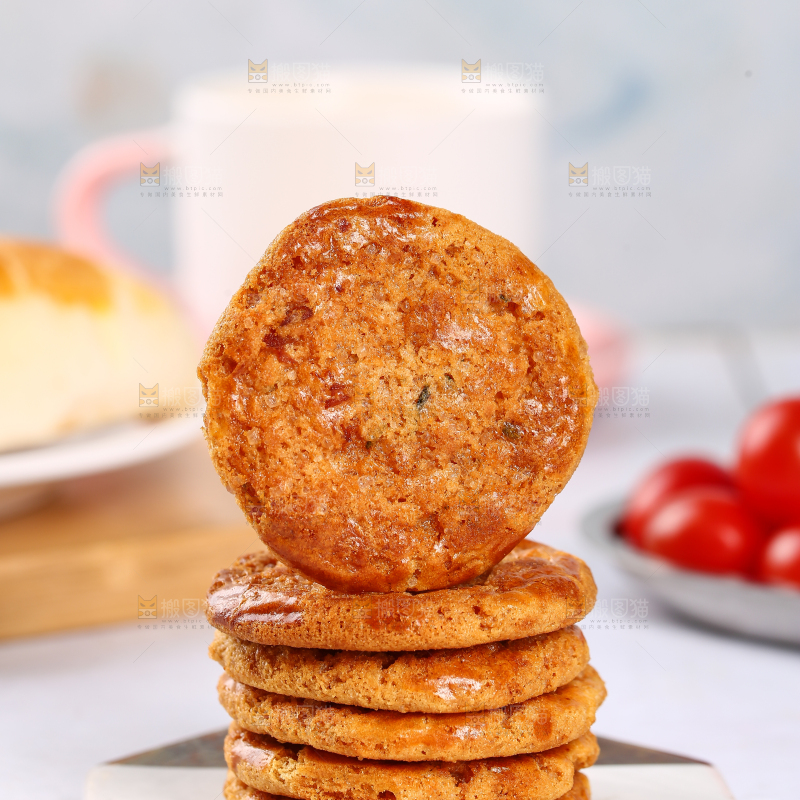 石垫上放着香酥鸡仔饼