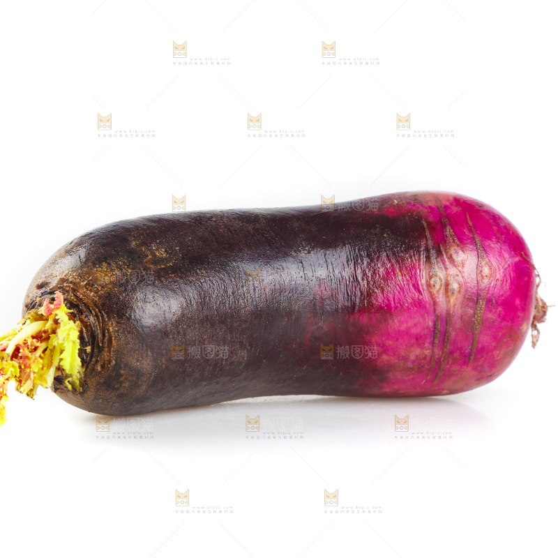 白底上的冰激凌水果萝卜