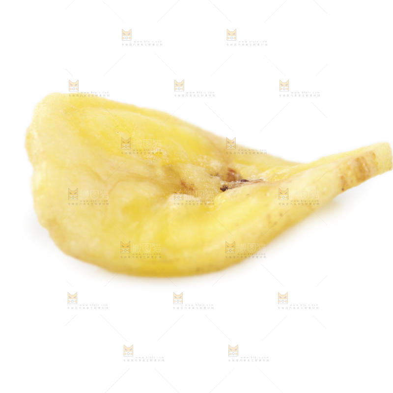 香蕉片摆放在白底上