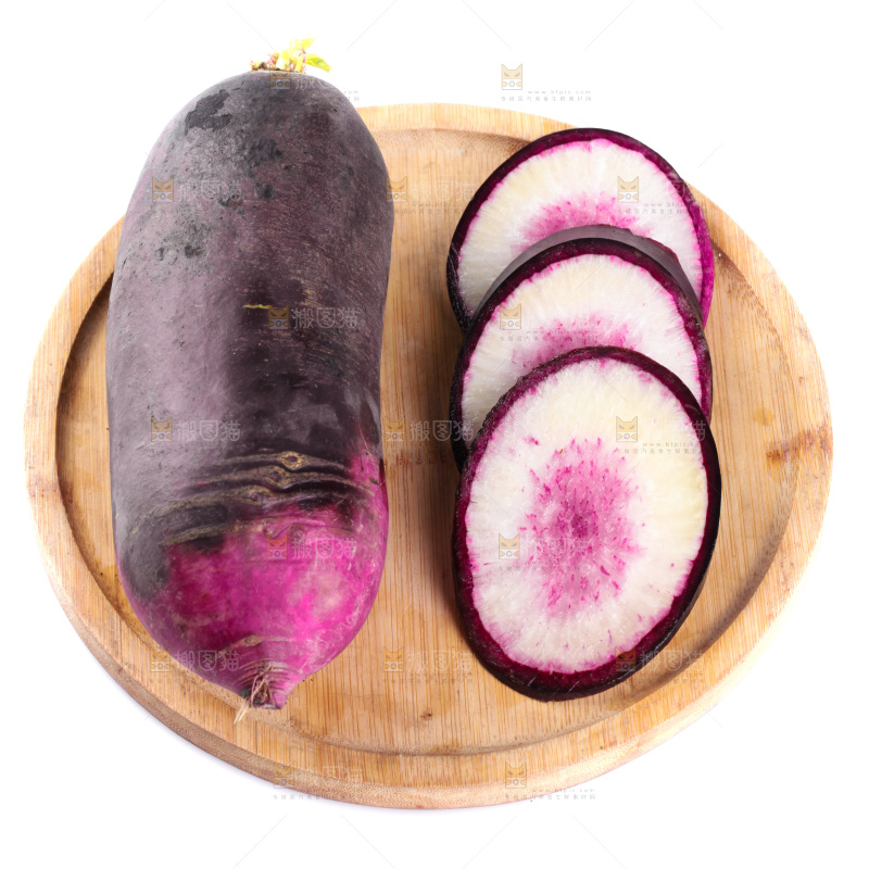 木板上放着冰激凌糖心萝卜