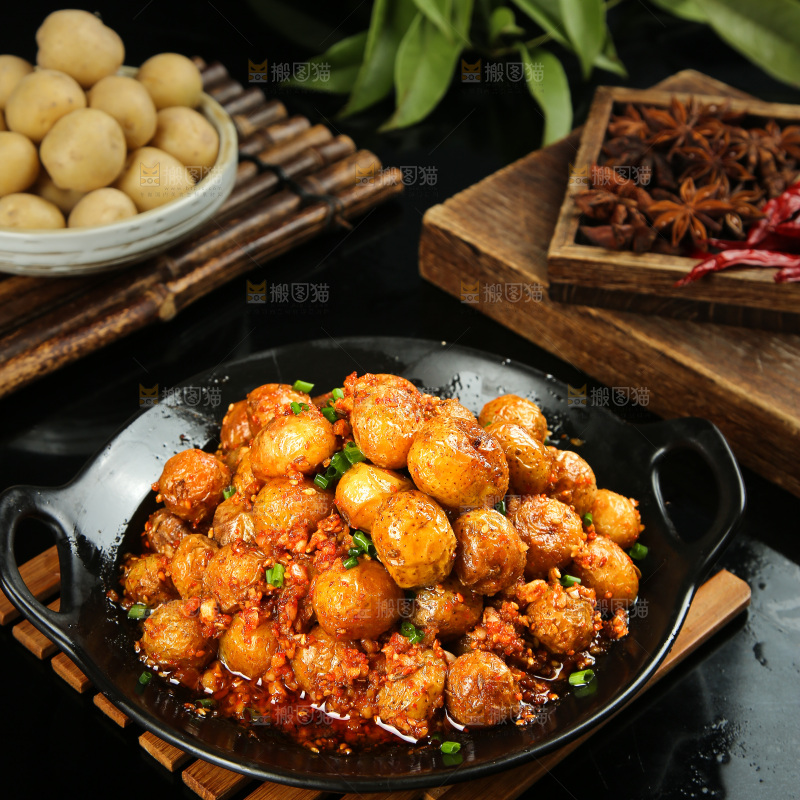 一盘香煎孜然小土豆