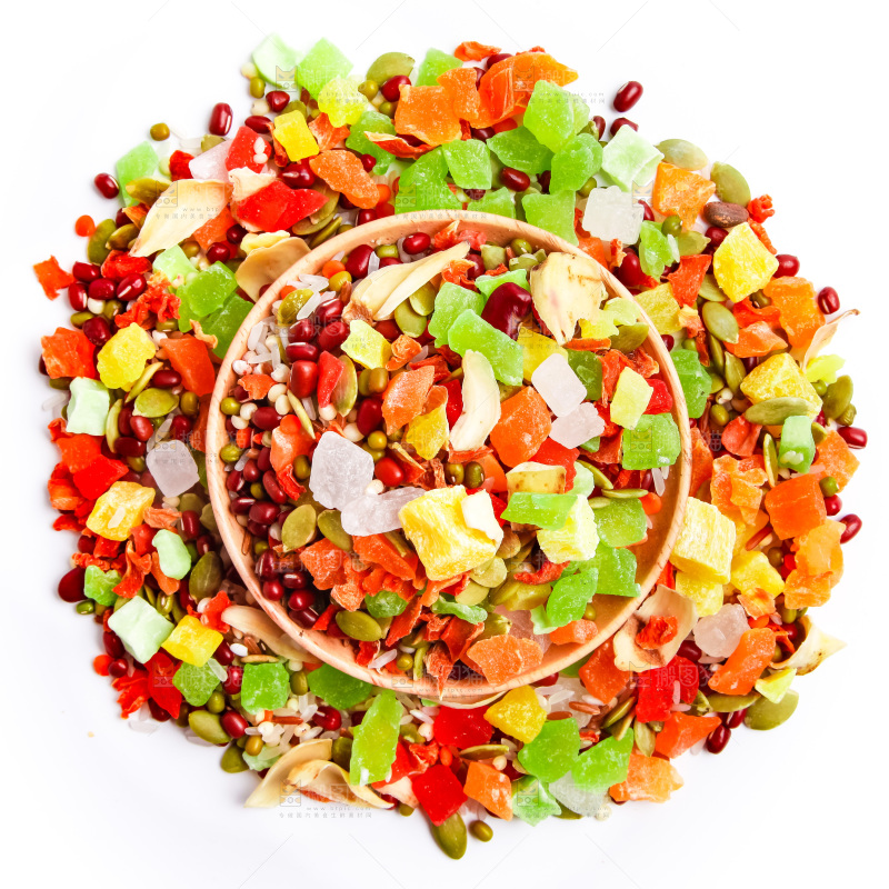 白底上放着水果粥