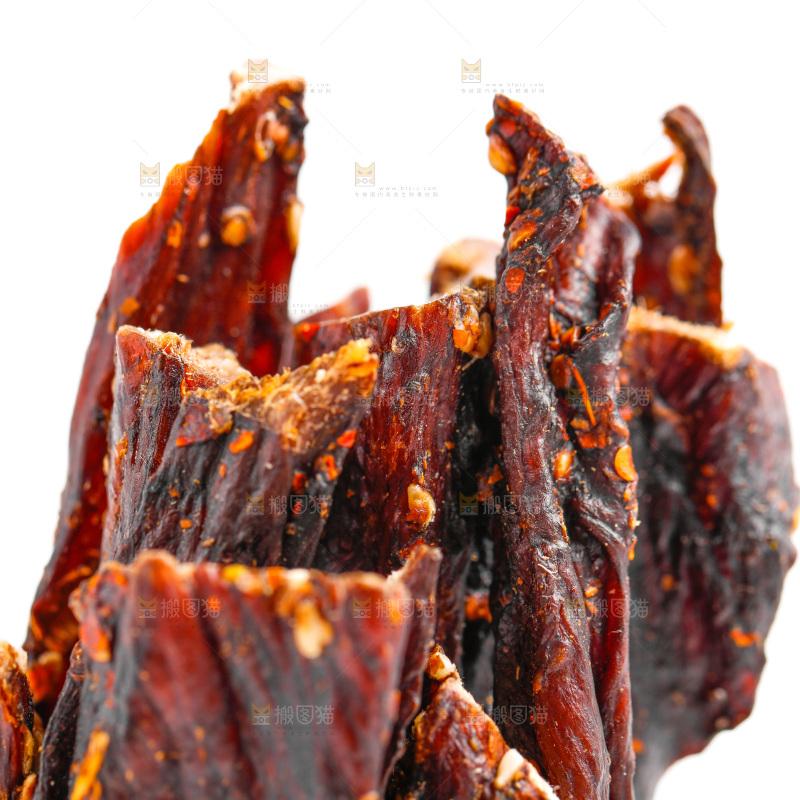 白底上的牛肉条