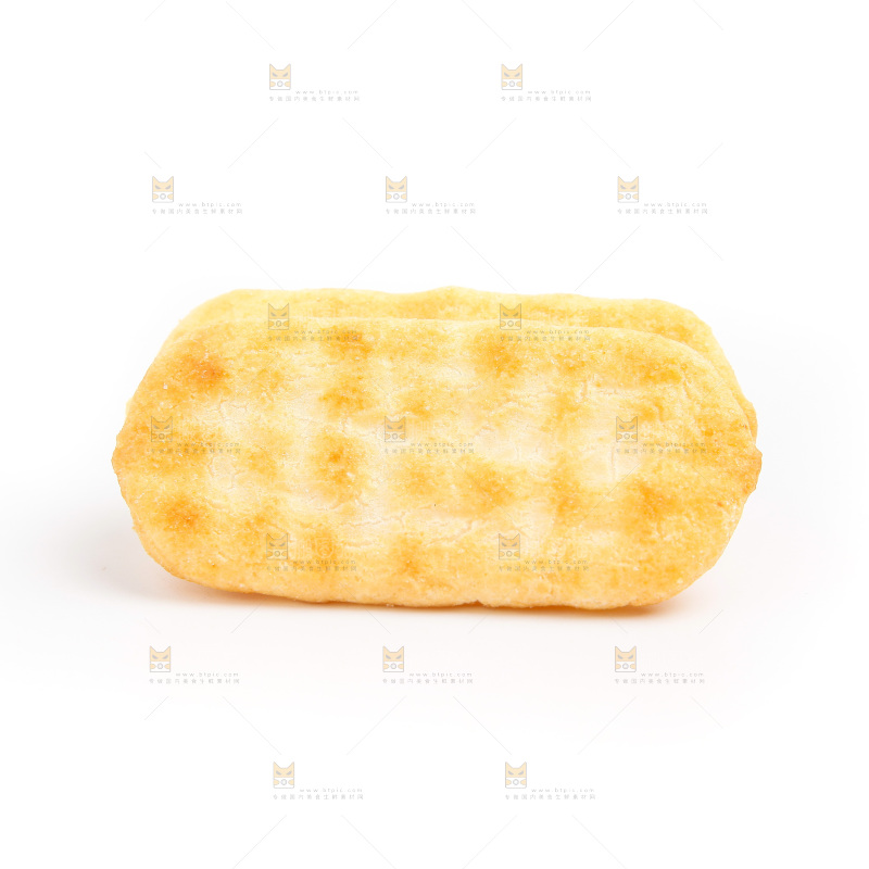 雪饼放在白底上