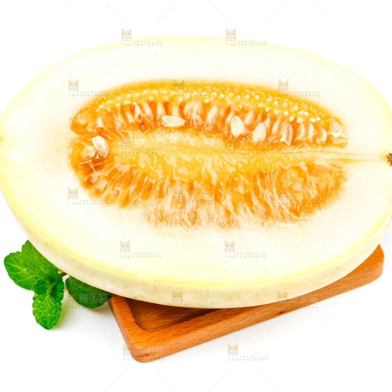 木板上的蜜瓜