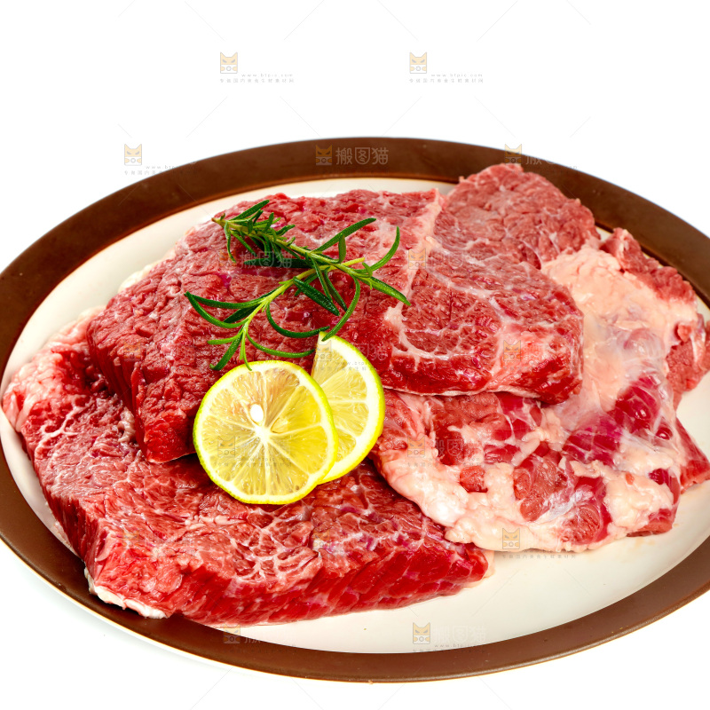 白底上放着一盘牛腩肉