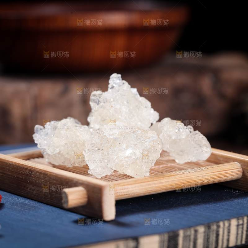 木底上的云南拉丝雪燕