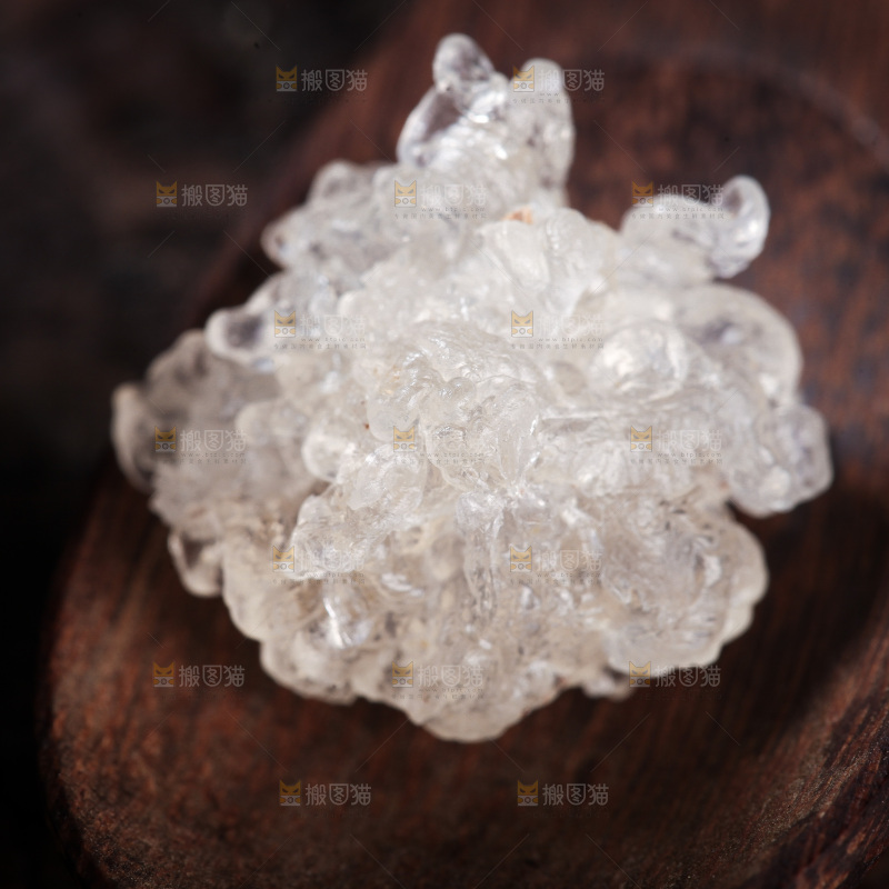 深底上的云南拉丝雪燕