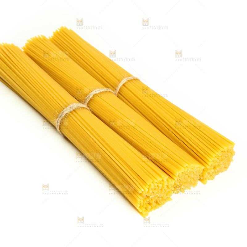 白底上的玉米干面条