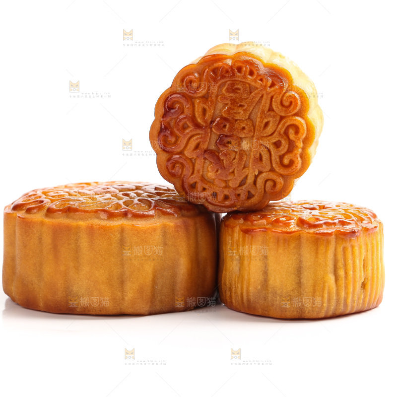 白底上的广式蛋黄月饼