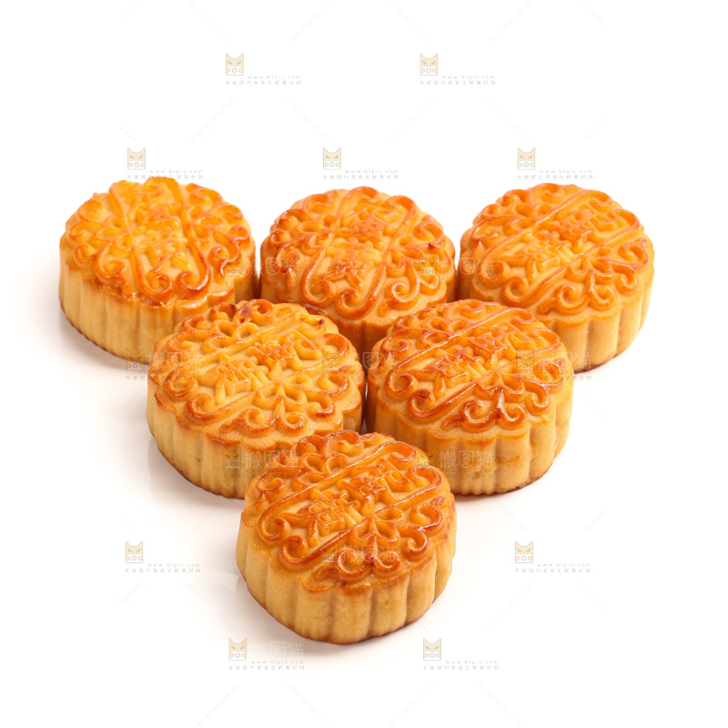 白底上的广式蛋黄月饼