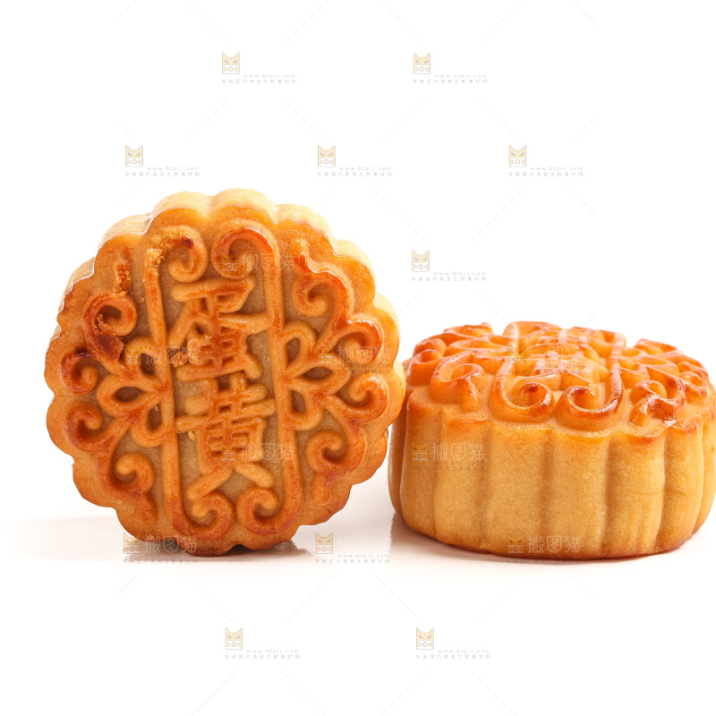 白底上的广式蛋黄月饼