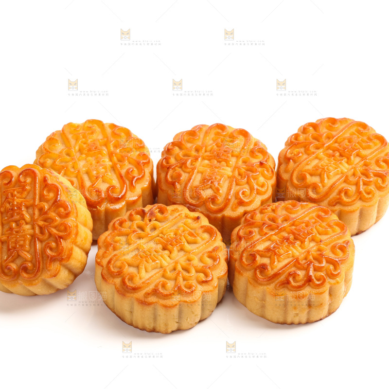 白底上的广式蛋黄月饼