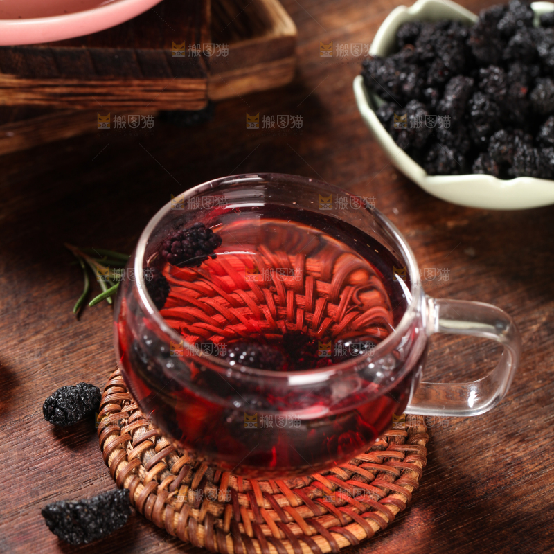 桑葚干泡水