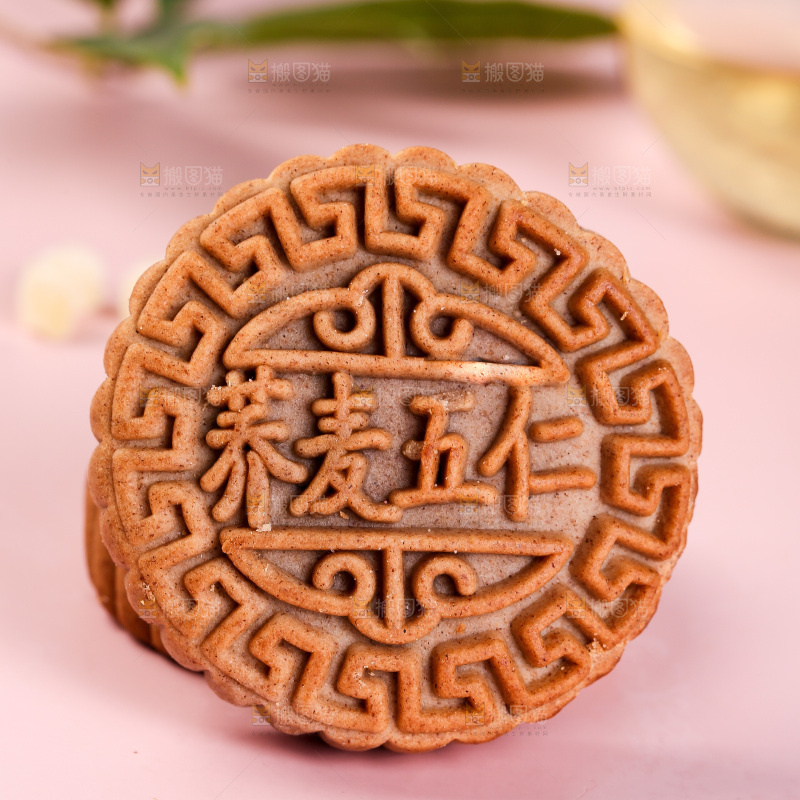 浅底上的荞麦五仁月饼