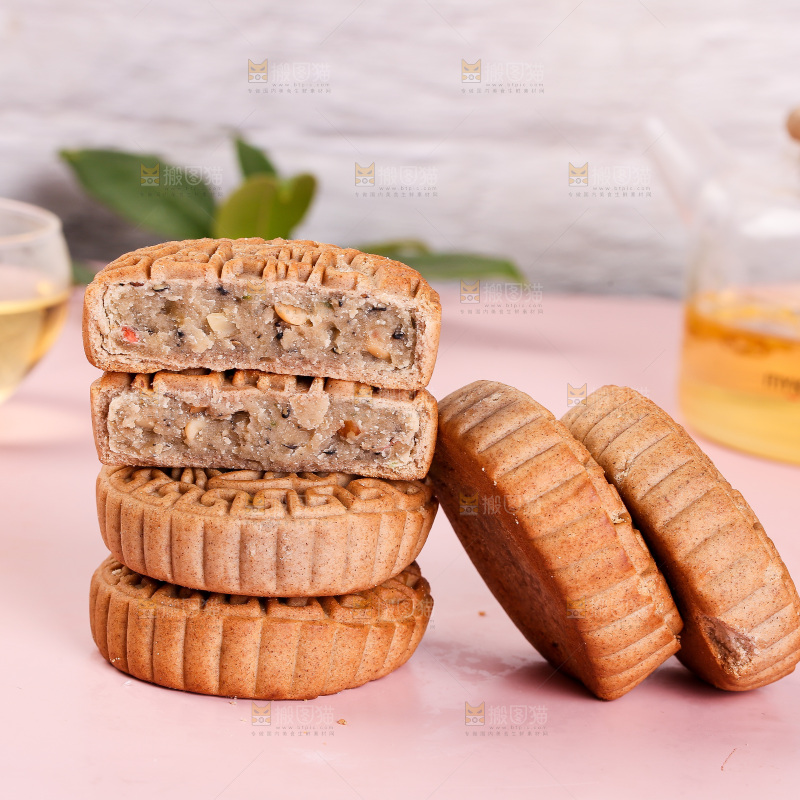 浅底上的荞麦五仁月饼