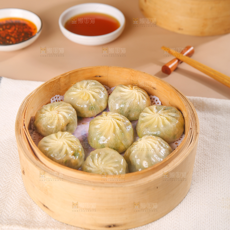 蒸笼里的小包子