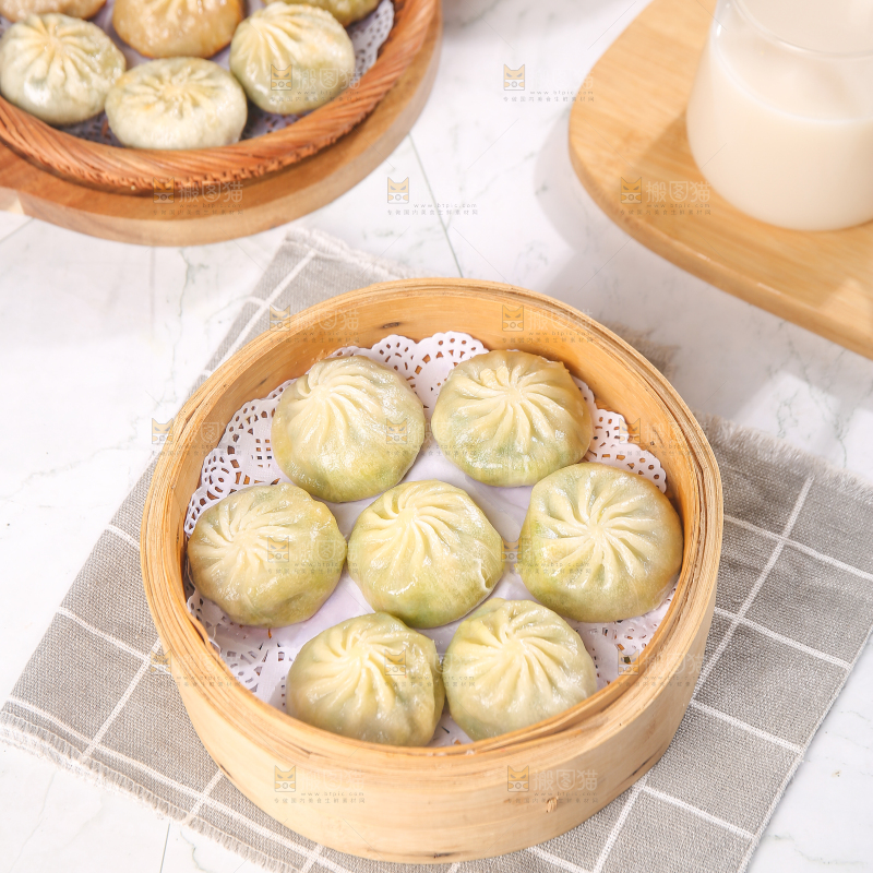 蒸笼里的小包子