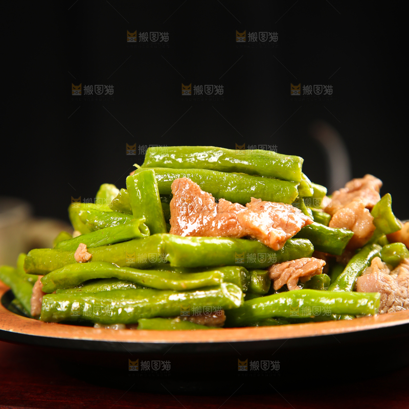 一盘豇豆烧瘦肉