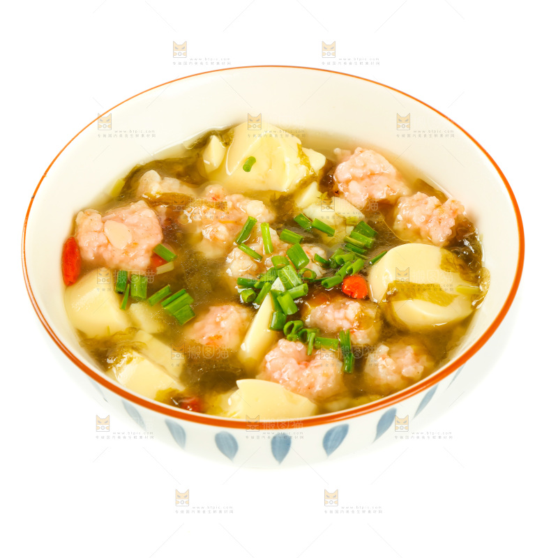 白底上摆着一碗虾滑豆腐紫菜汤