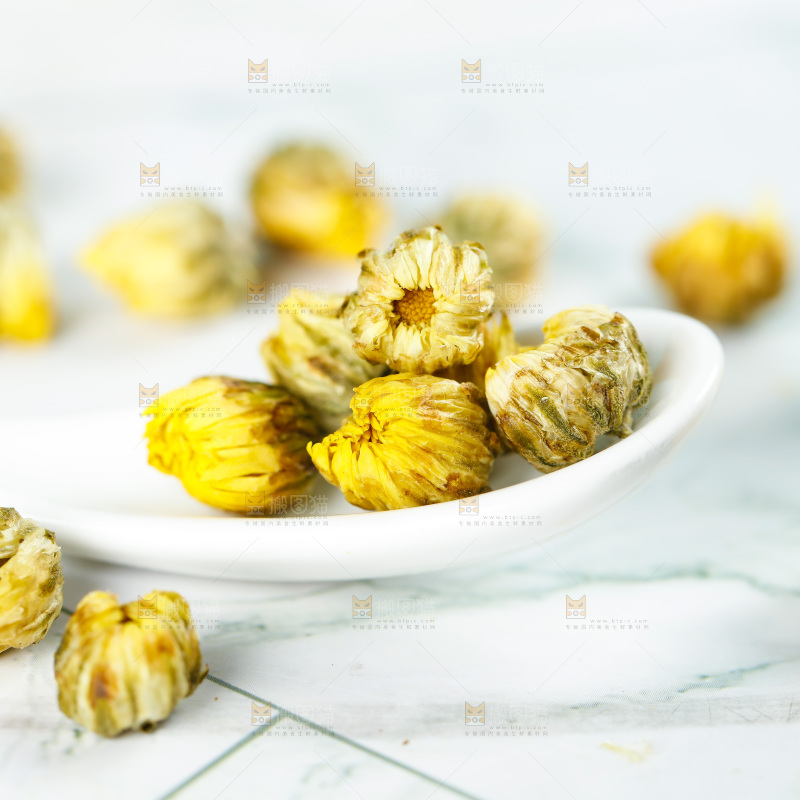 勺子里的胎菊茶