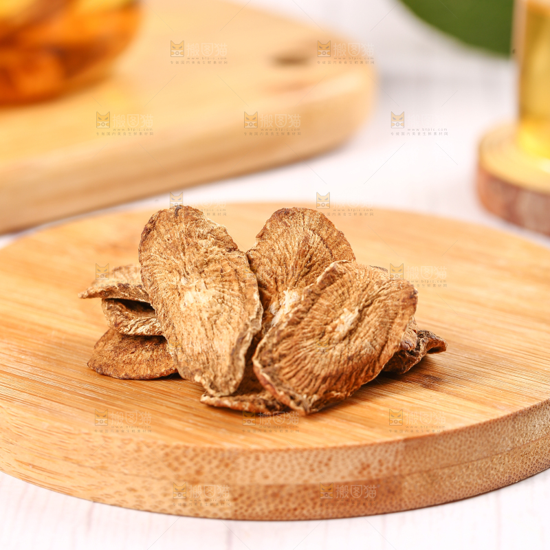 木板上的牛蒡