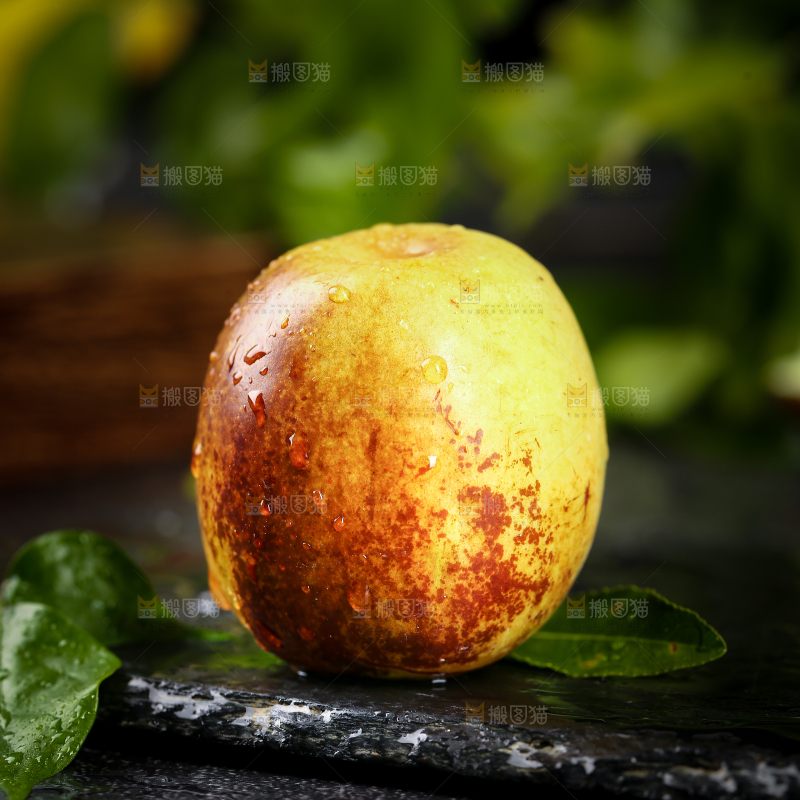 黑底上的冰糖冬枣