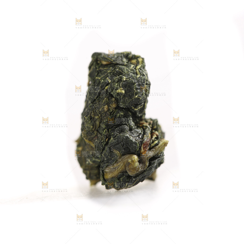 白底上的桑叶茶