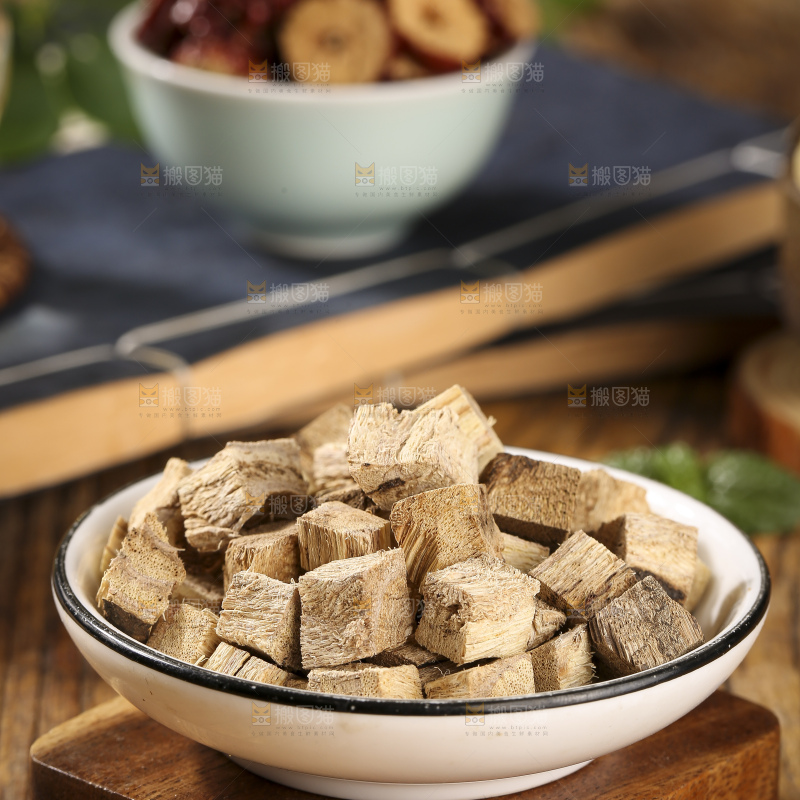 木底上的葛根