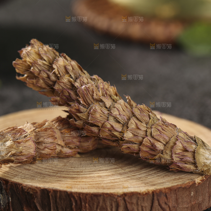 木底上的夏枯草
