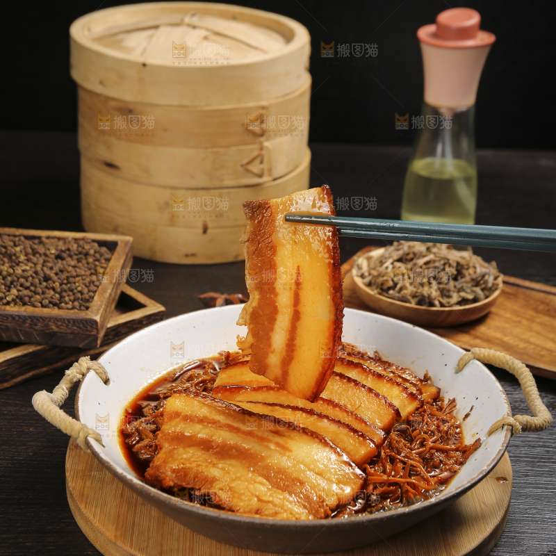 深底上的梅干菜扣肉