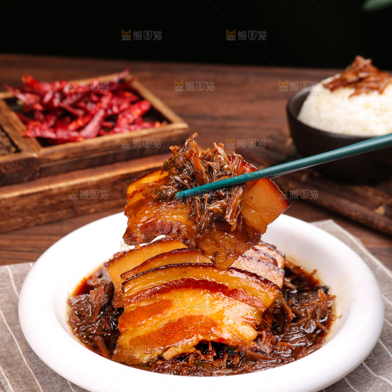 木底上的梅干菜扣肉