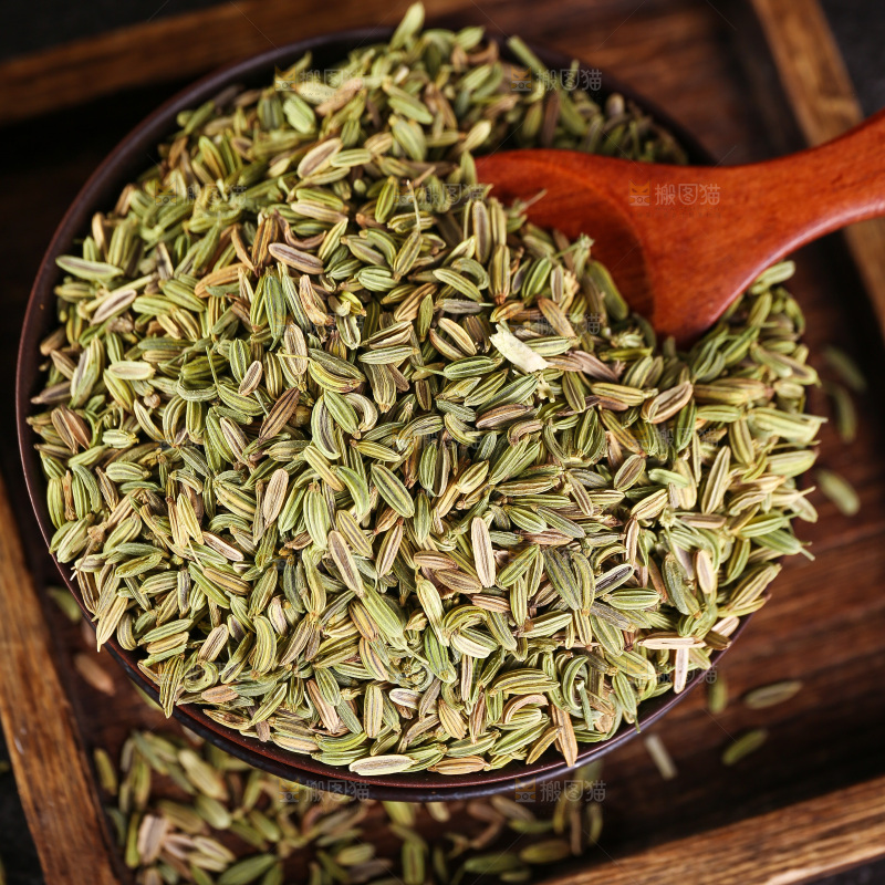 木底上的小茴香籽