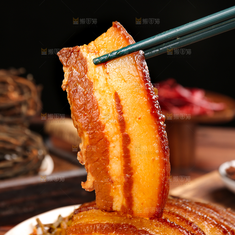 深底上的干豆角扣肉