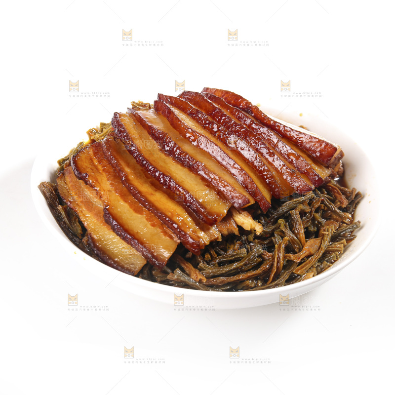 白底上的干豆角扣肉