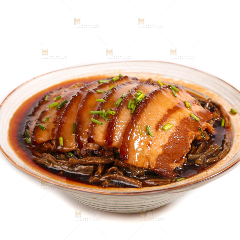白底上的干豆角扣肉