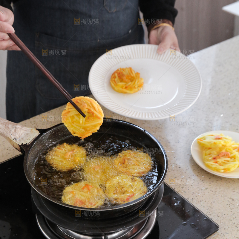 炸薯饼