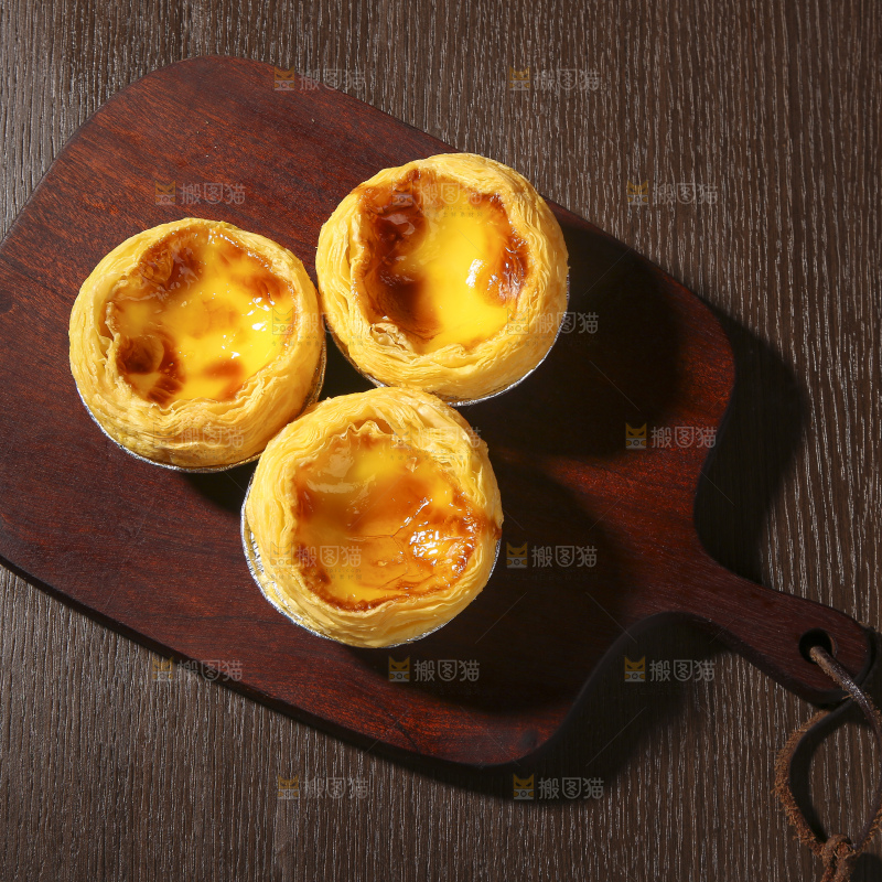 深底上的蛋挞