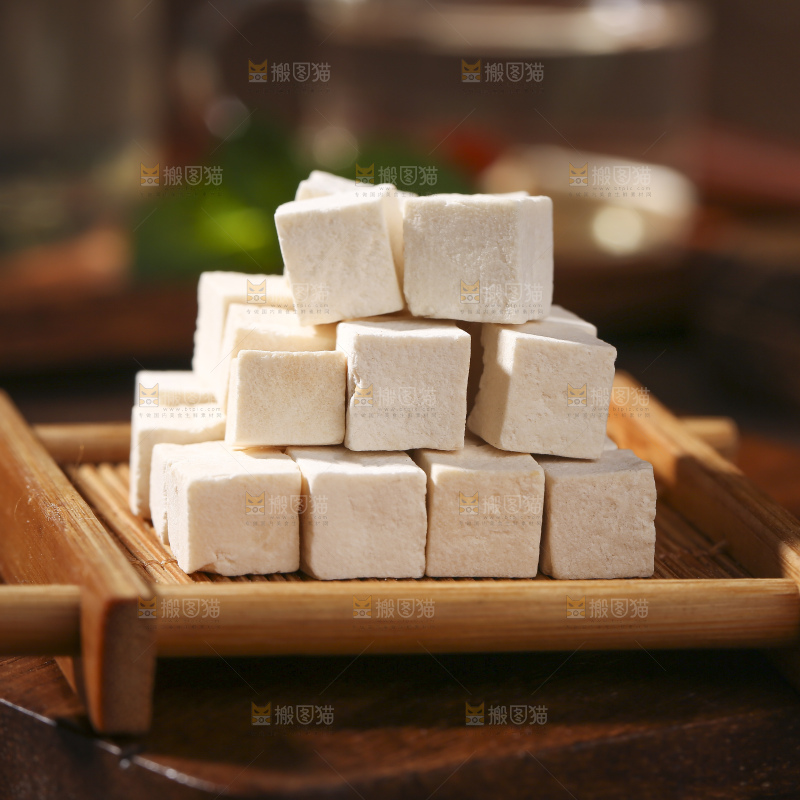 深底上的茯苓