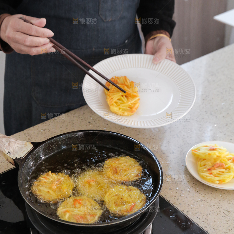 炸薯饼